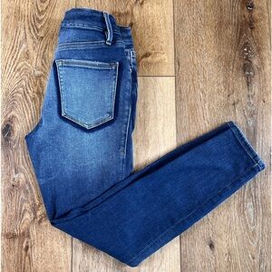 Good American Good Legs cropped shadow pocket jeans size 2.